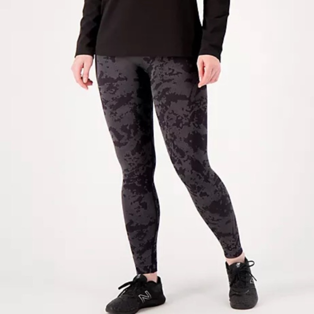 AnyBody Jacquard Smoothing Legging